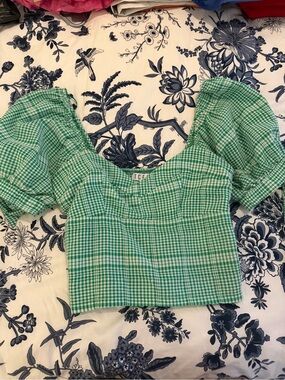 TCEC Green Gingham Square-Neck Puff Sleeve Crop Top